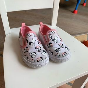 Minnie Mouse tennis shoes!